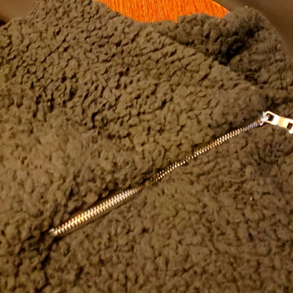 Longyuan Teddy Fleece Lapel Zip Pullover in Black Size L - Picture 5 of 9